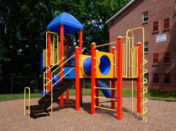 Ample and open play area